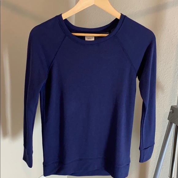 NWT Lightweight Sweater - Picture 1 of 3